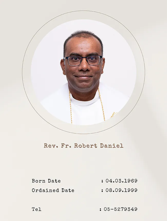 rev-fr-robert-daniel-profile.jpg